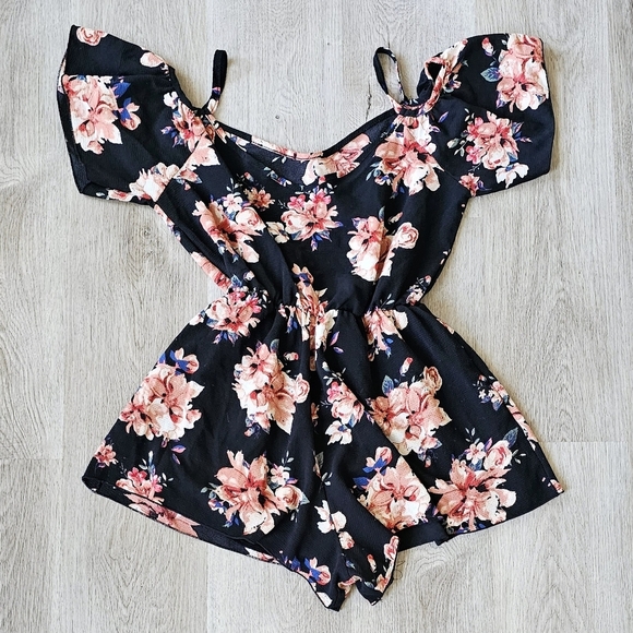 Large Floral Off-Shoulder Romper - Picture 1 of 3